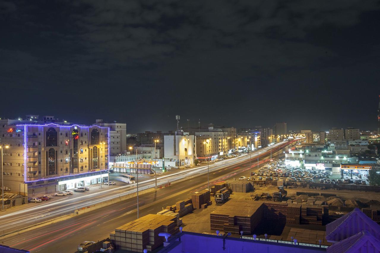 Al Ezzah Palace Hotel Suites Cidde Dış mekan fotoğraf