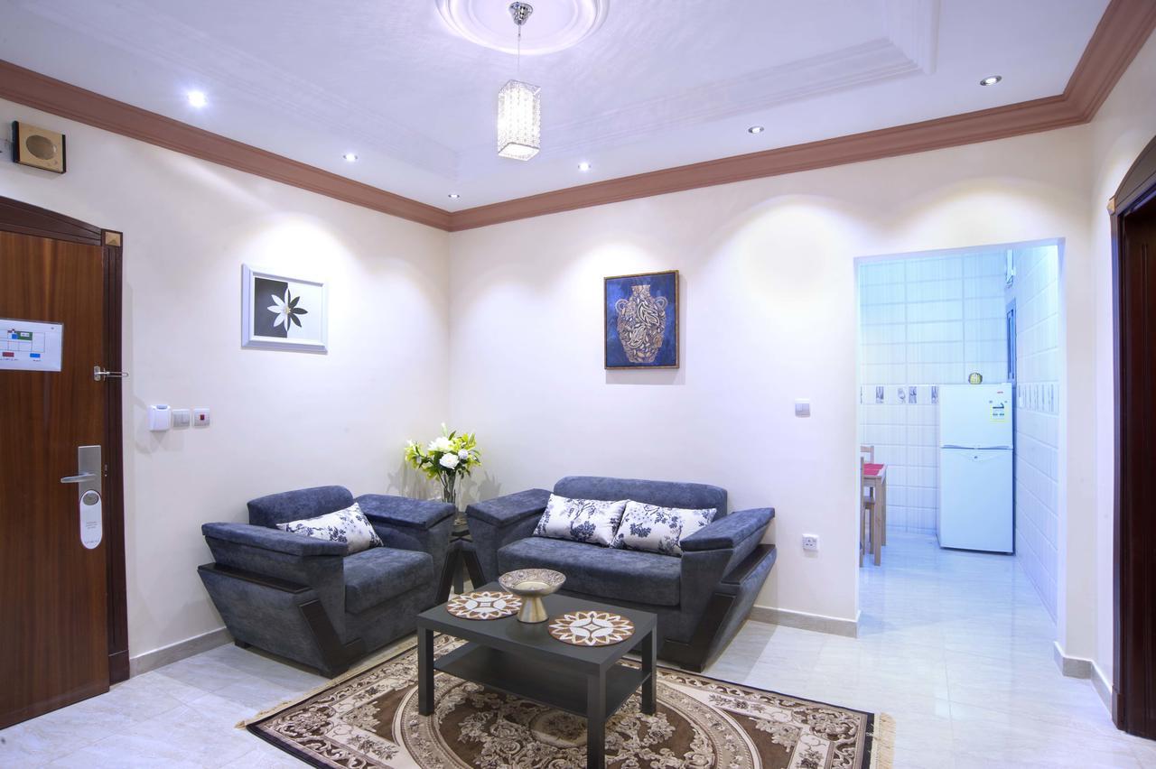 Al Ezzah Palace Hotel Suites Cidde Dış mekan fotoğraf