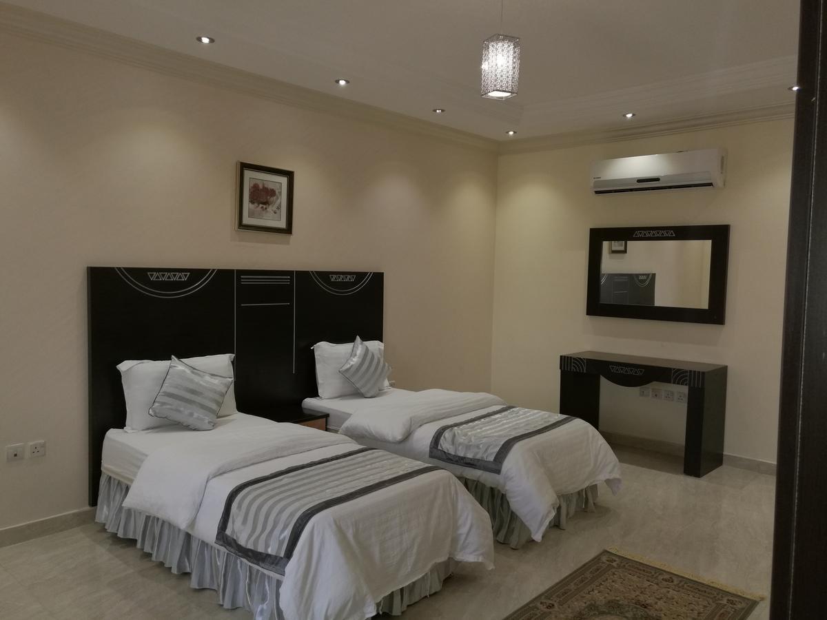 Al Ezzah Palace Hotel Suites Cidde Dış mekan fotoğraf