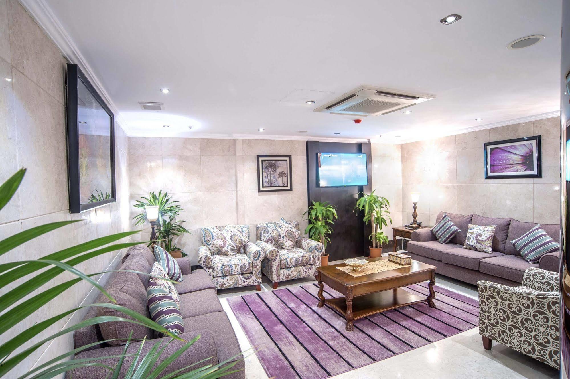 Al Ezzah Palace Hotel Suites Cidde Dış mekan fotoğraf